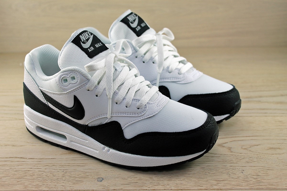 AIR MAX 1 Essential